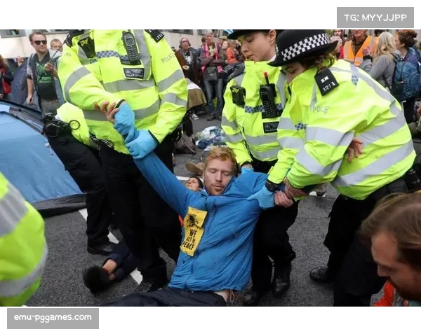 英国警方逮捕四名涉嫌操控2025年英冠升级附加赛的嫌疑人